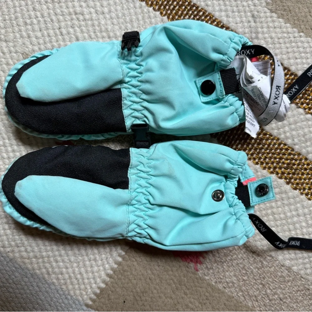Roxy cozy mittens